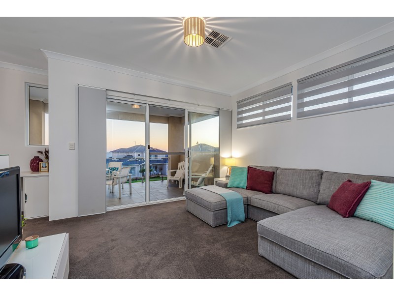 16 Bass Chase, Yanchep WA 6035