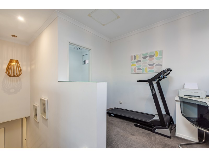 16 Bass Chase, Yanchep WA 6035