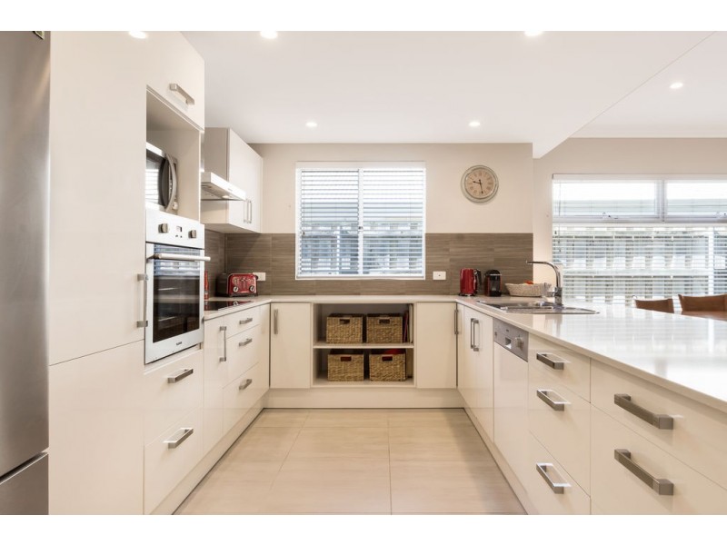 15 Seaside Avenue, Yanchep WA 6035