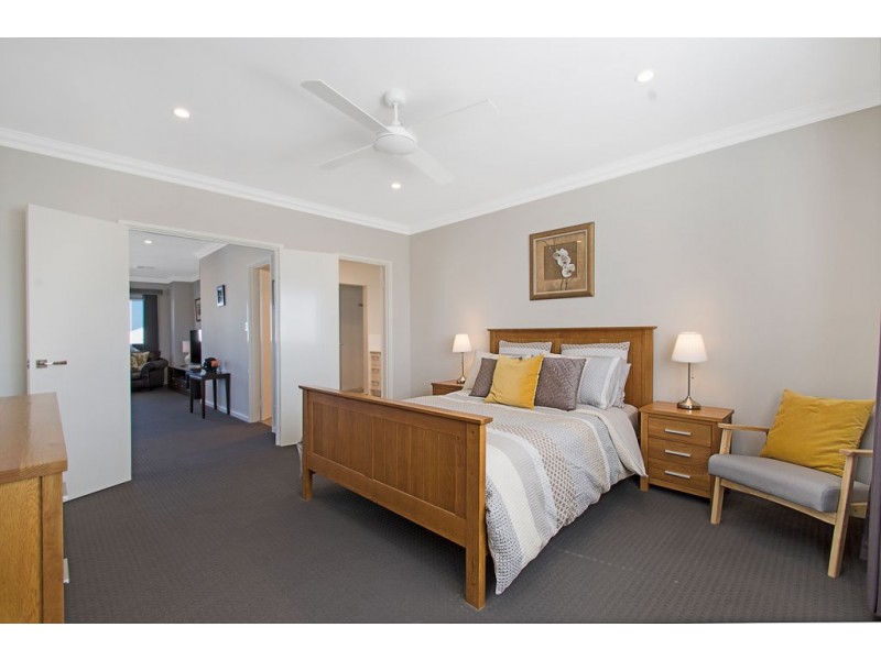 15 Seaside Avenue, Yanchep WA 6035