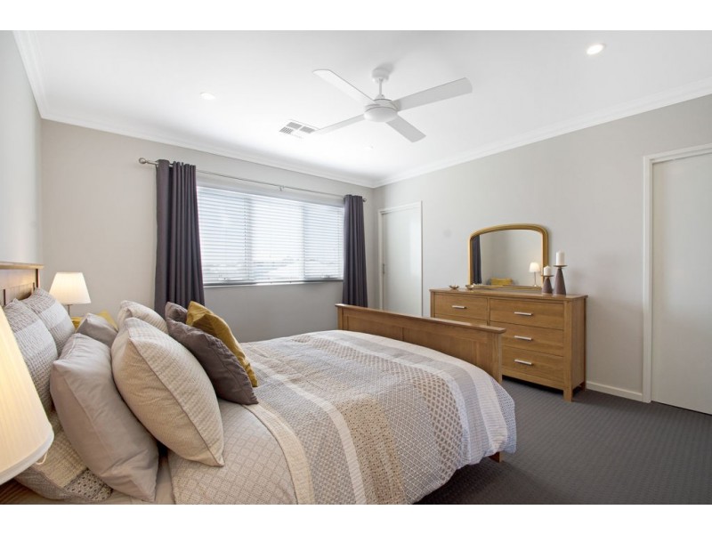 15 Seaside Avenue, Yanchep WA 6035