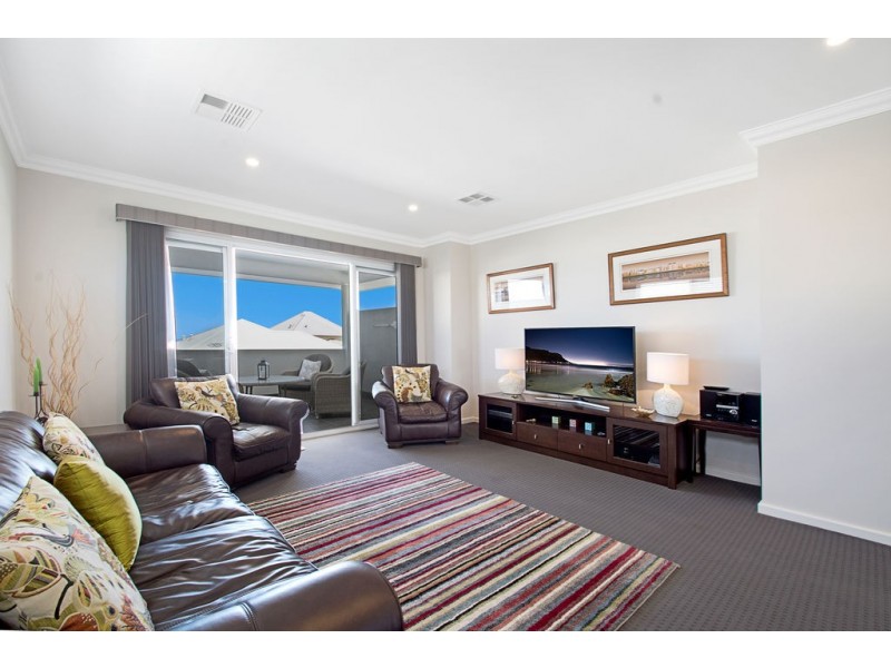 15 Seaside Avenue, Yanchep WA 6035