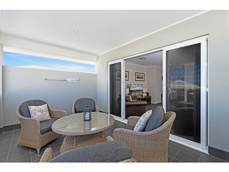 15 Seaside Avenue, Yanchep WA 6035