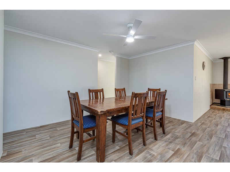 1 Newquay Close, Yanchep WA 6035