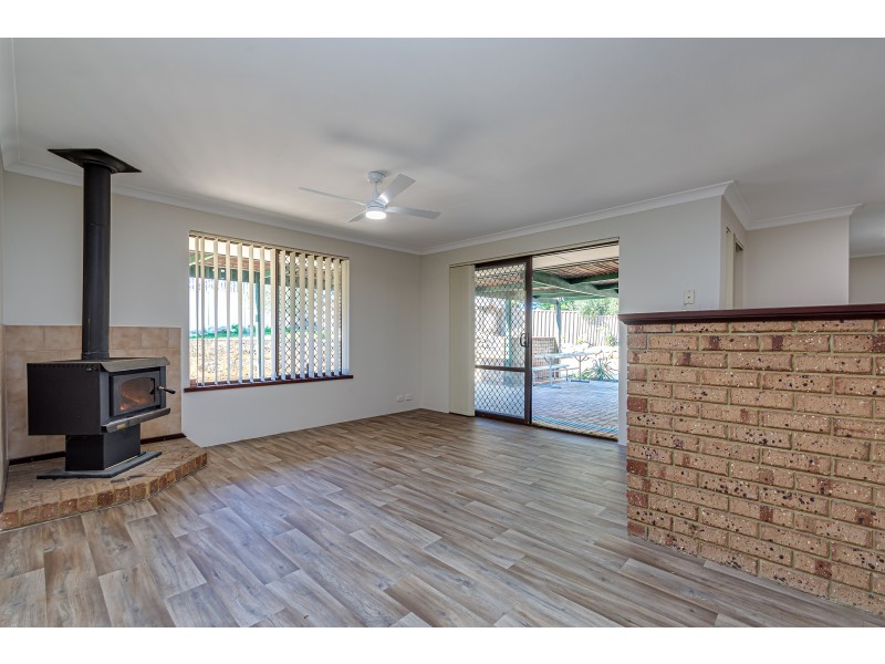 1 Newquay Close, Yanchep WA 6035