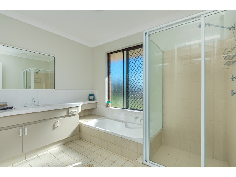 1 Newquay Close, Yanchep WA 6035