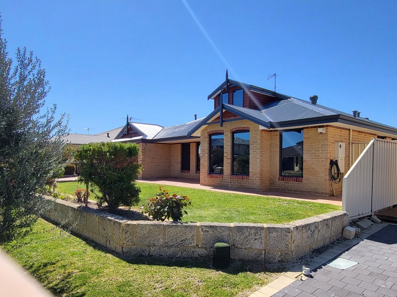 11 Sweep Ridge, Yanchep WA 6035