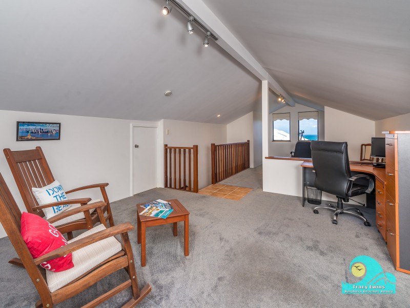 11 Sweep Ridge, Yanchep WA 6035