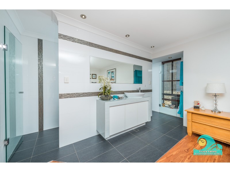 62 Lagoon Drive, Yanchep WA 6035