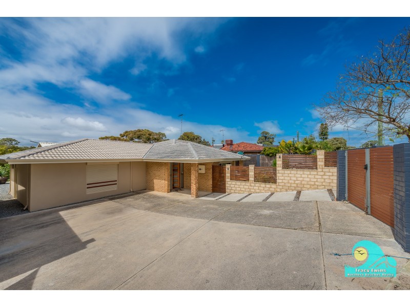 62 Lagoon Drive, Yanchep WA 6035