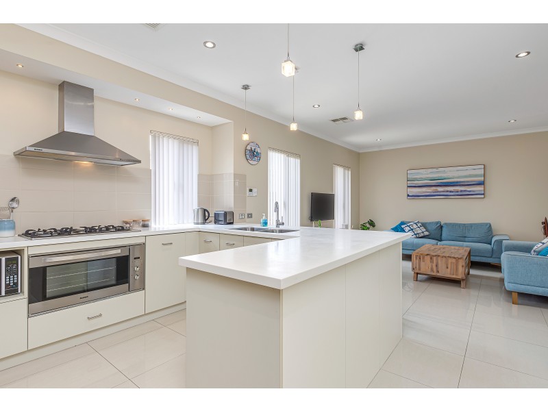 20 Sandbar Street, Yanchep WA 6035