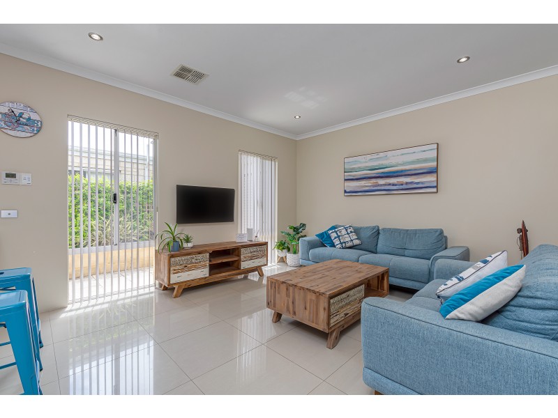 20 Sandbar Street, Yanchep WA 6035