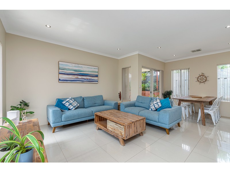 20 Sandbar Street, Yanchep WA 6035