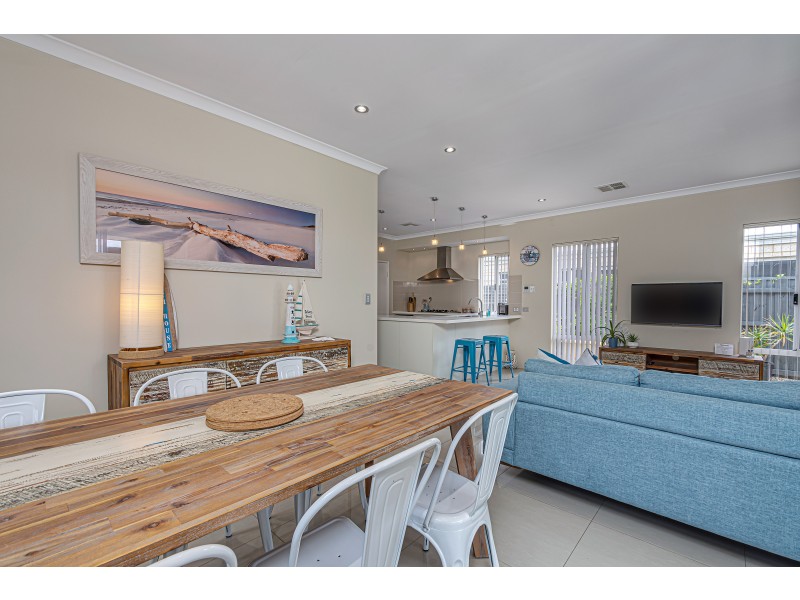 20 Sandbar Street, Yanchep WA 6035