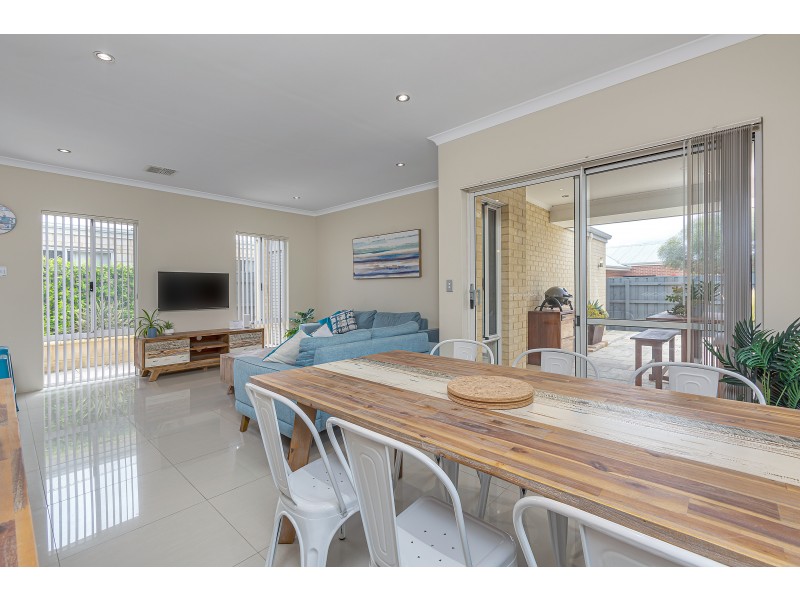 20 Sandbar Street, Yanchep WA 6035