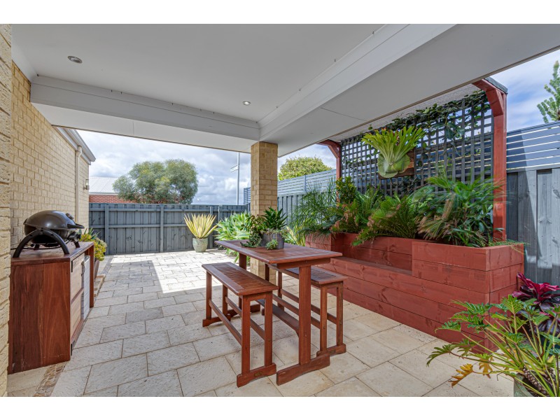 20 Sandbar Street, Yanchep WA 6035