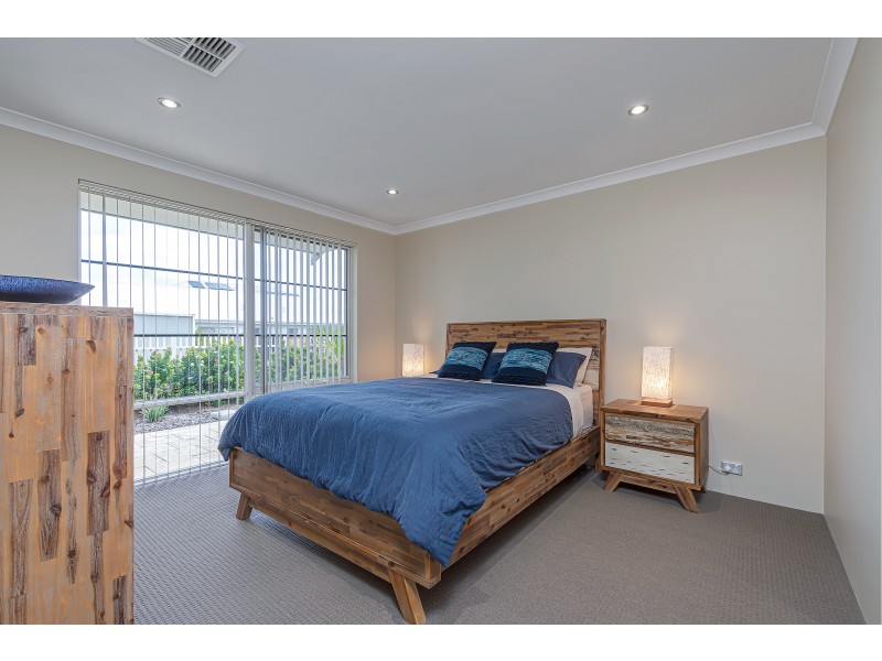20 Sandbar Street, Yanchep WA 6035