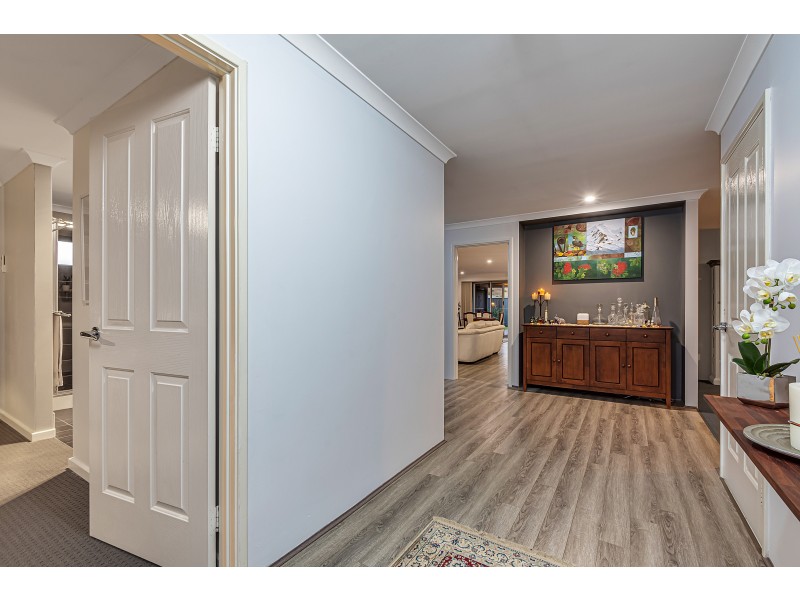 5 Brassie Terrace, Yanchep WA 6035