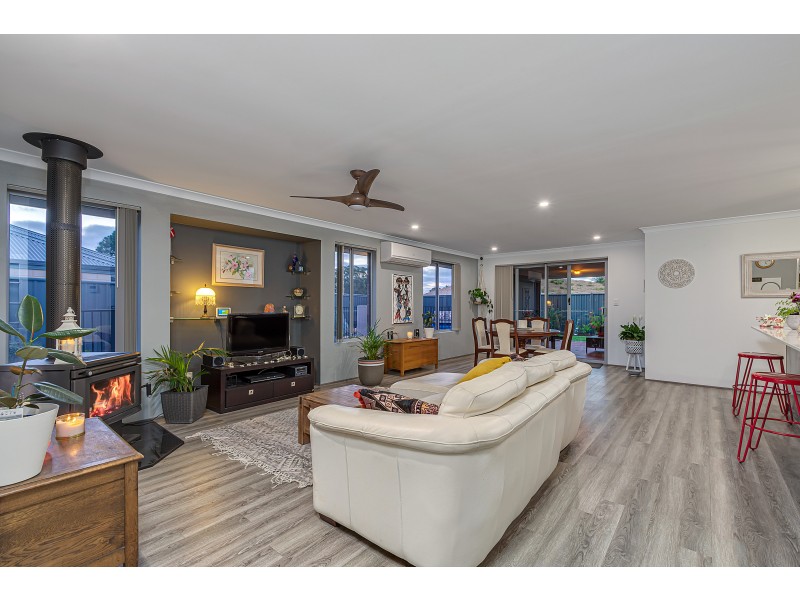 5 Brassie Terrace, Yanchep WA 6035