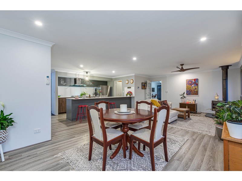 5 Brassie Terrace, Yanchep WA 6035