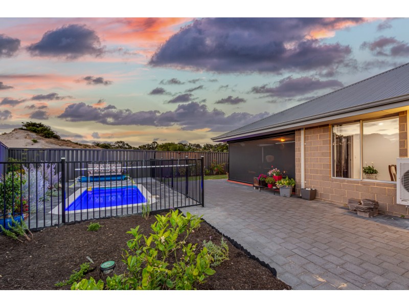 5 Brassie Terrace, Yanchep WA 6035