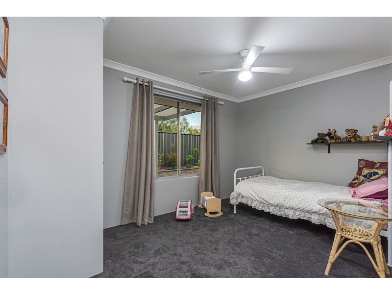 5 Brassie Terrace, Yanchep WA 6035