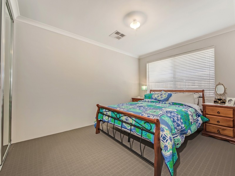 12 Current Street, Yanchep WA 6035