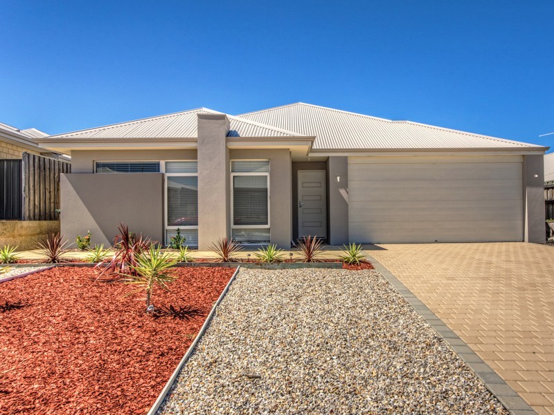 12 Current Street, Yanchep WA 6035