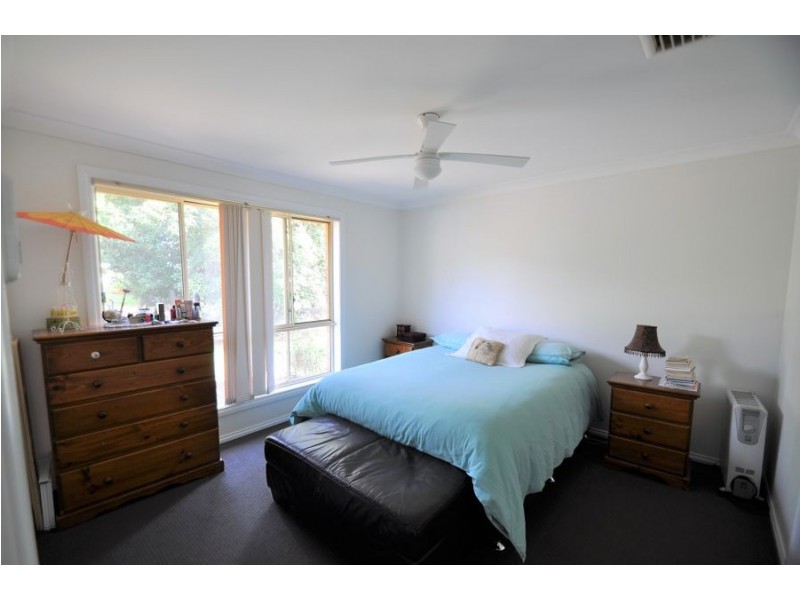 8 Barwon Way, Dubbo NSW 2830