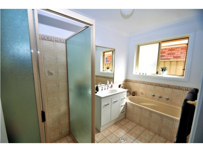 8 Barwon Way, Dubbo NSW 2830