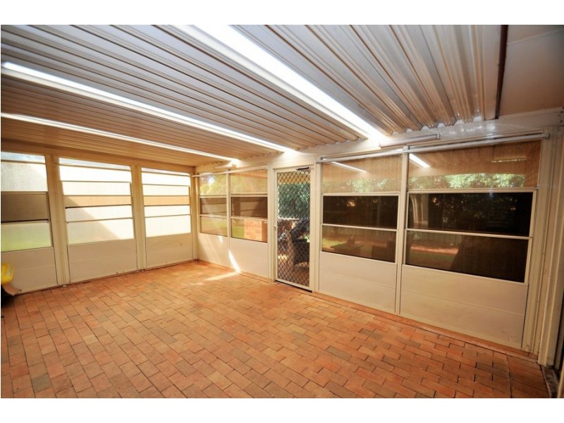 8 Barwon Way, Dubbo NSW 2830