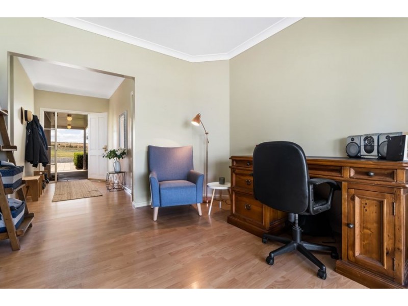 22R Oakdene Road, Dubbo NSW 2830