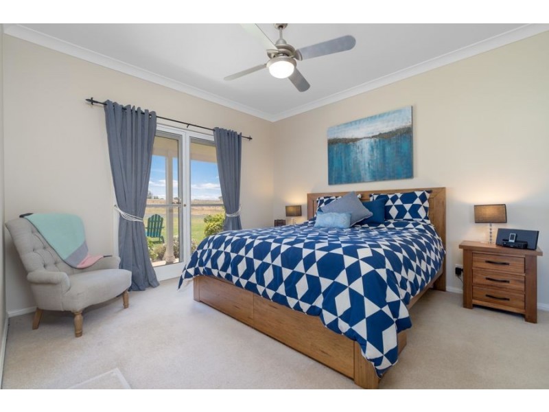 22R Oakdene Road, Dubbo NSW 2830