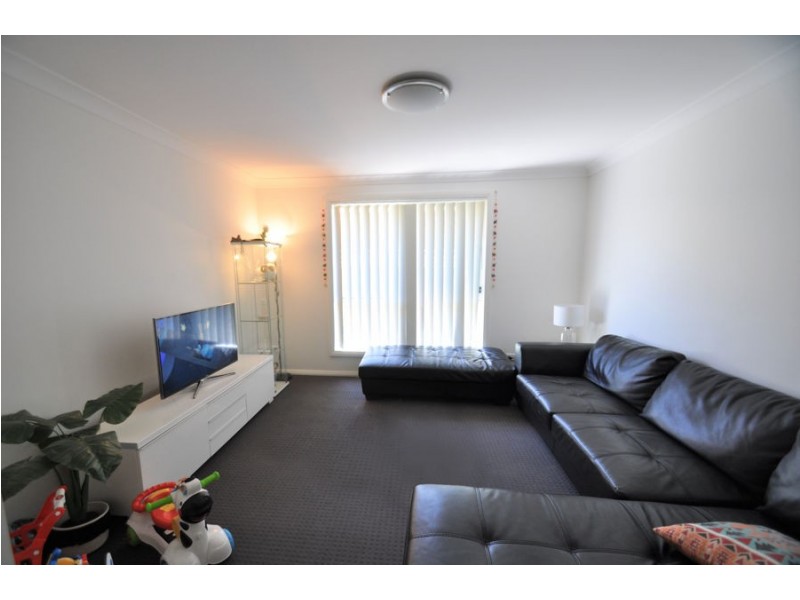 12 Dalbeattie Crescent, Dubbo NSW 2830