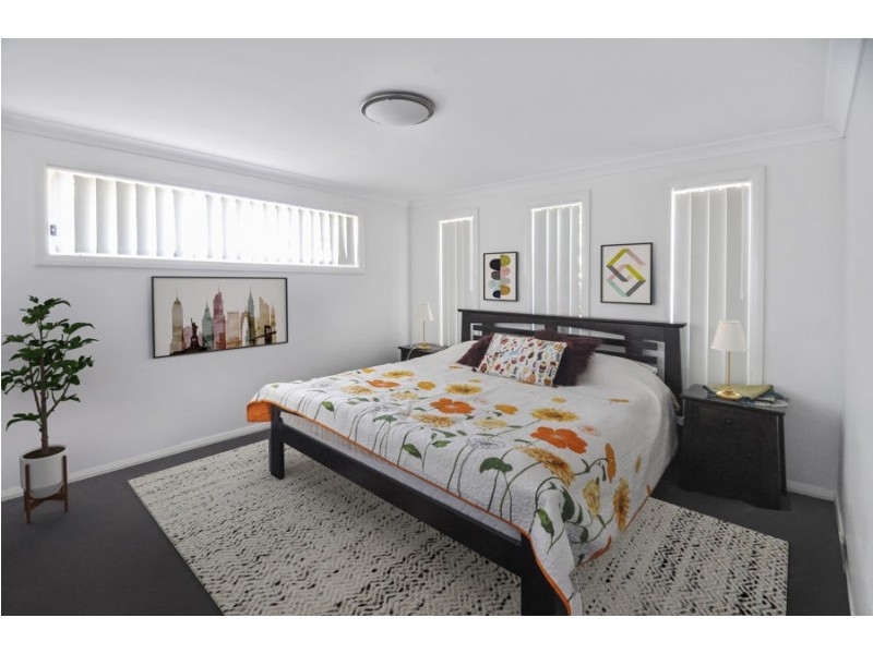 12 Dalbeattie Crescent, Dubbo NSW 2830