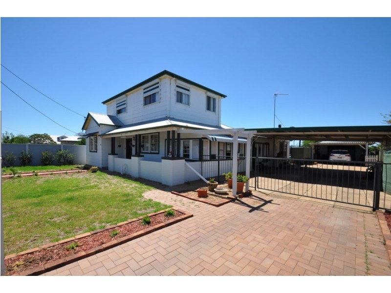 126 Wingewarra Street, Dubbo NSW 2830