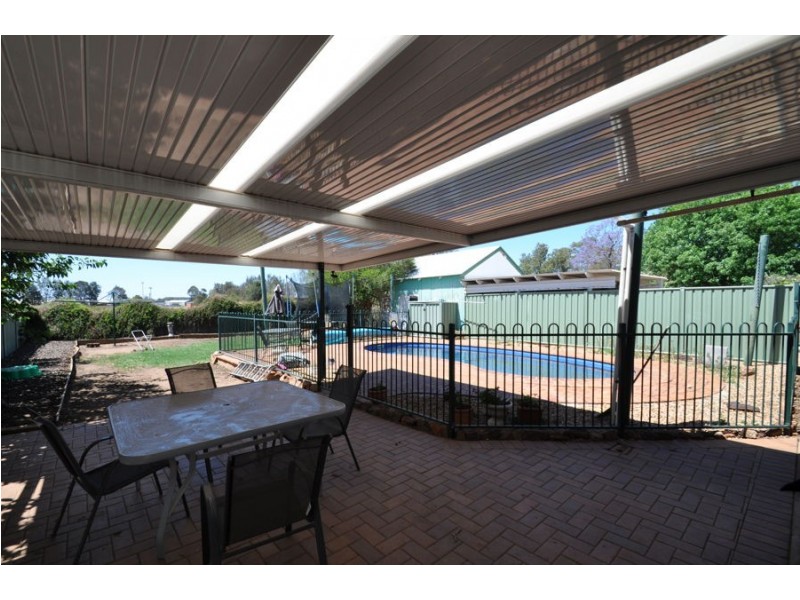 126 Wingewarra Street, Dubbo NSW 2830
