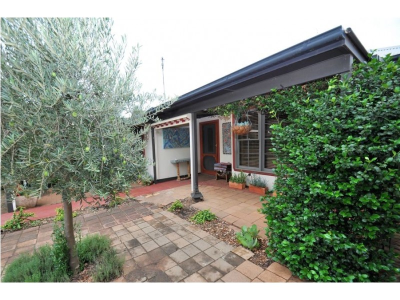 63 Jubilee Street, Dubbo NSW 2830