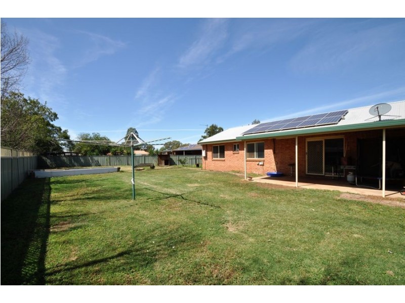 6 Essex Court, Dubbo NSW 2830