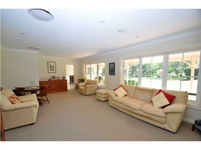 17 Renshaw Drive, Dubbo NSW 2830