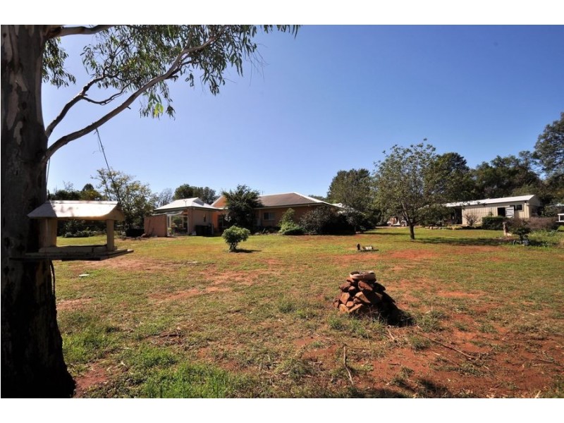17 Renshaw Drive, Dubbo NSW 2830