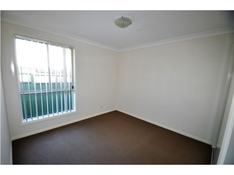 38 Dalbeattie Crescent, Dubbo NSW 2830