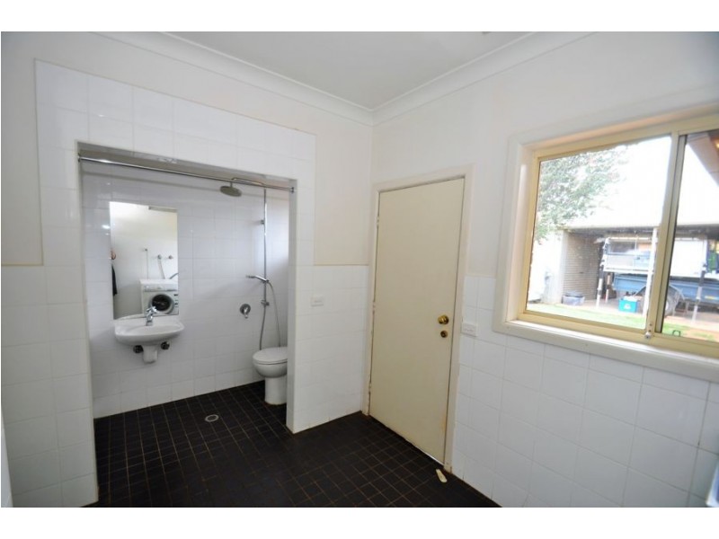 75 Birch Avenue, Dubbo NSW 2830