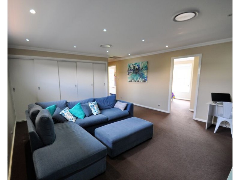 16 Ritz Place, Dubbo NSW 2830