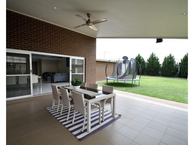 16 Ritz Place, Dubbo NSW 2830