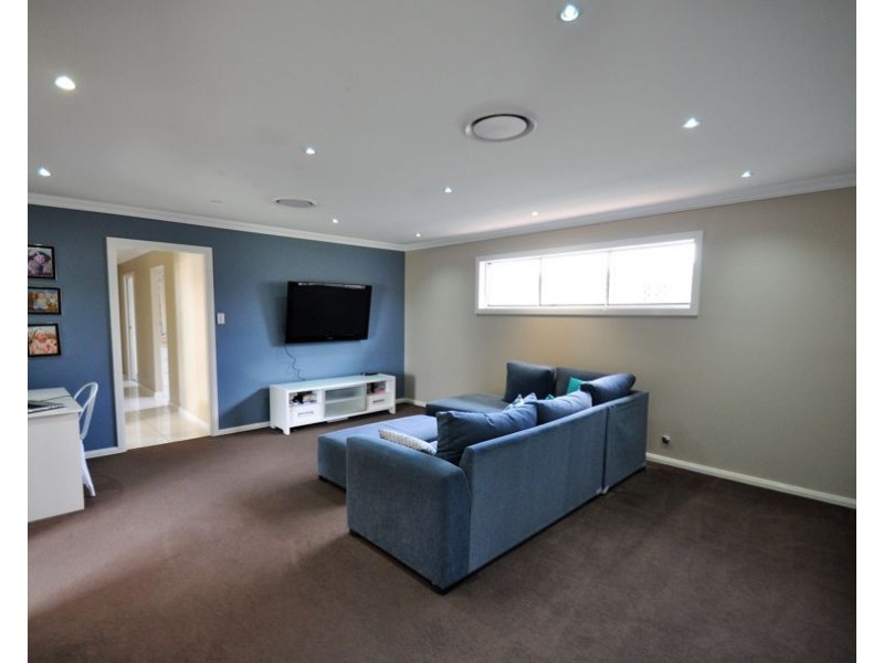 16 Ritz Place, Dubbo NSW 2830