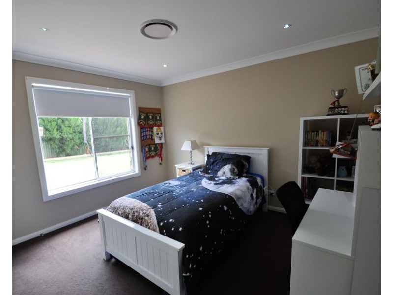 16 Ritz Place, Dubbo NSW 2830