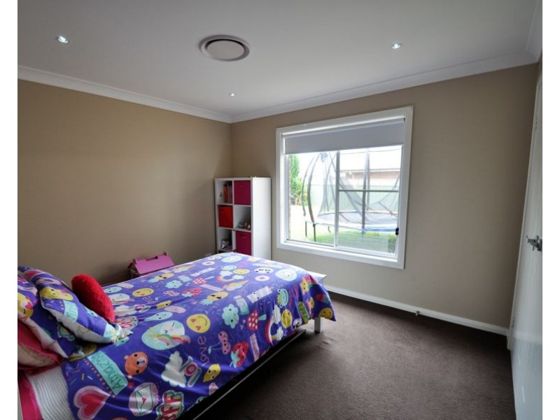 16 Ritz Place, Dubbo NSW 2830