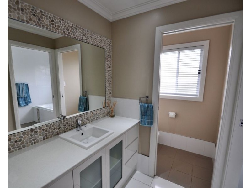 16 Ritz Place, Dubbo NSW 2830