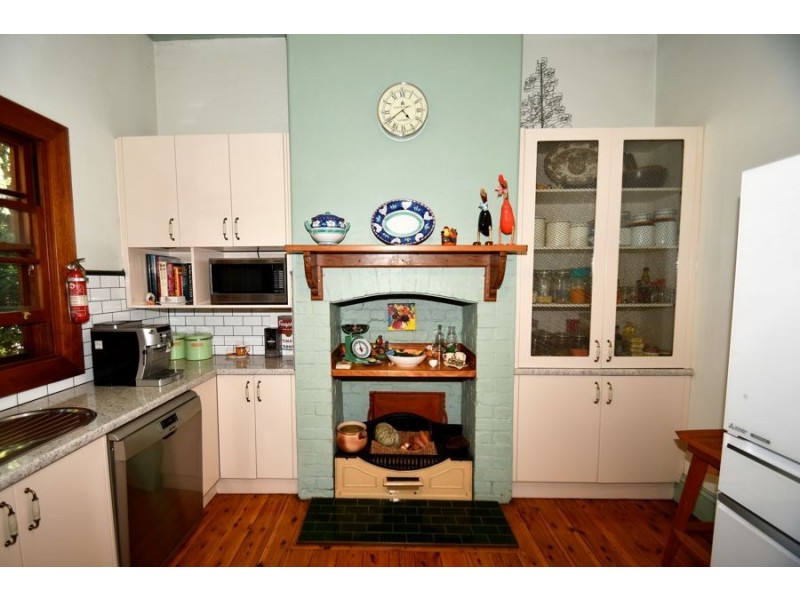 107 Bultje Street, Dubbo NSW 2830